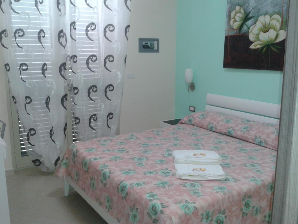 Suliccenti B&B Marzamemi Δωμάτιο φωτογραφία